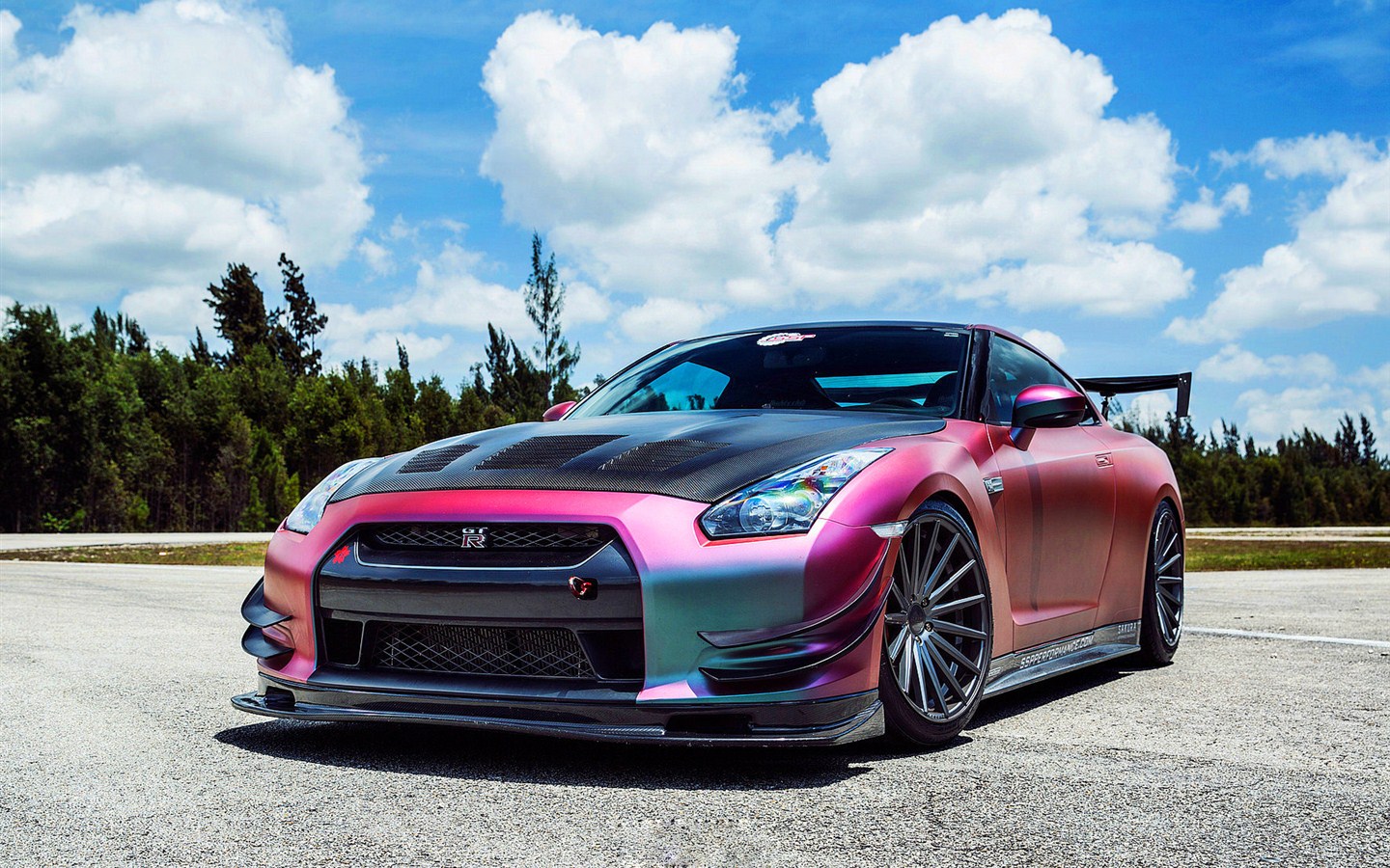 װܳղGT-R R35ֽ(ͼ1)