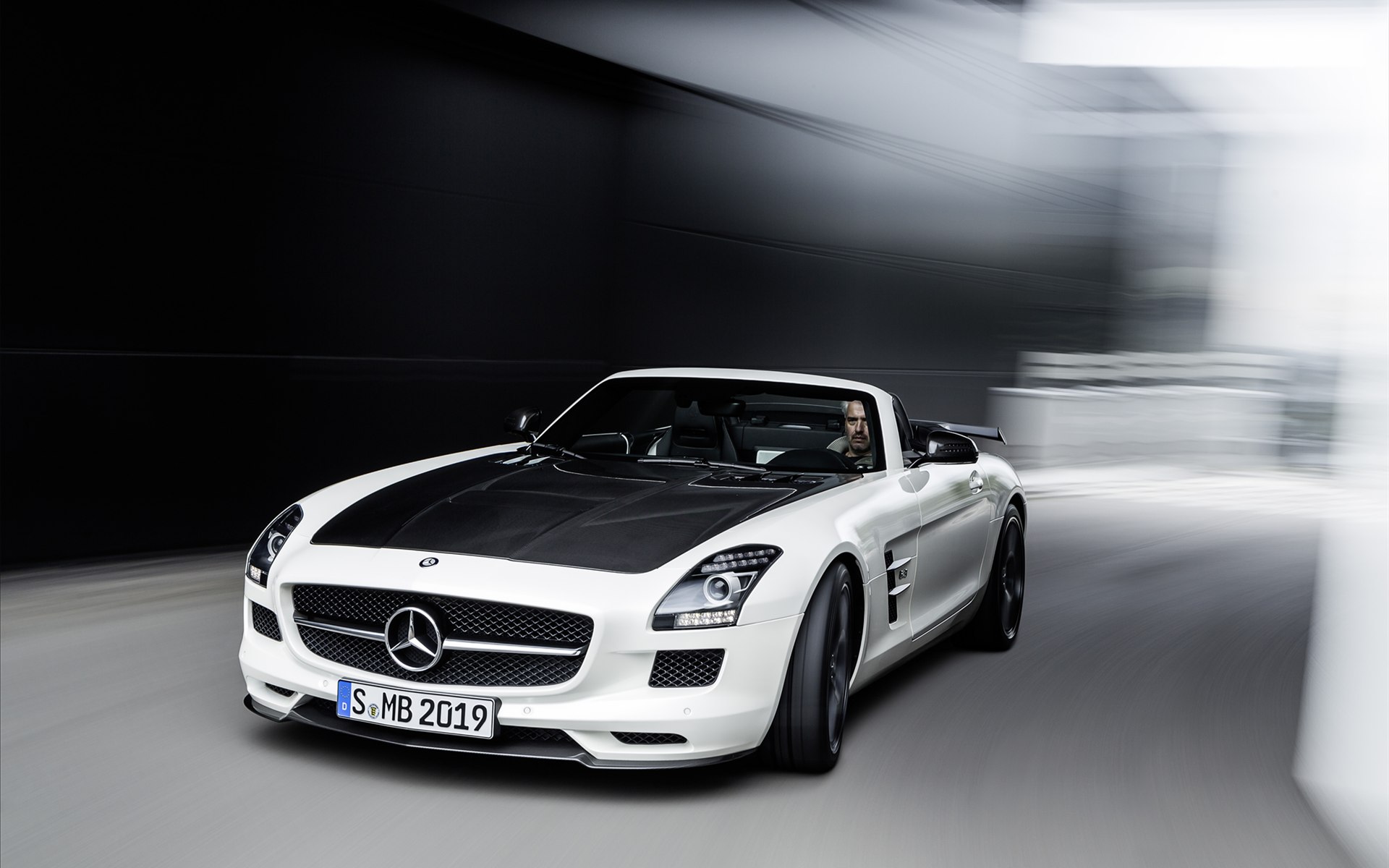 SLS AMG GTֽܳ(ͼ19)