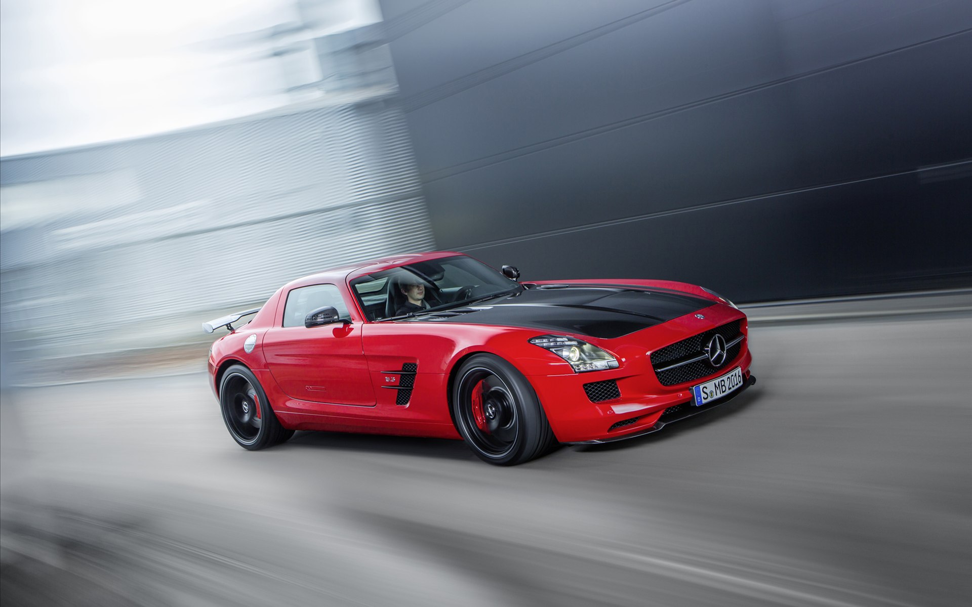 SLS AMG GTֽܳ(ͼ7)