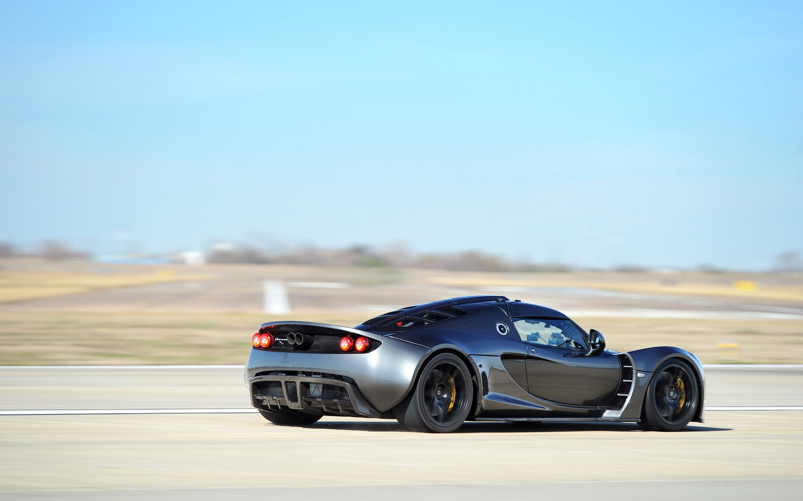 ϵܳ2011Venom GTֽ(ͼ5)