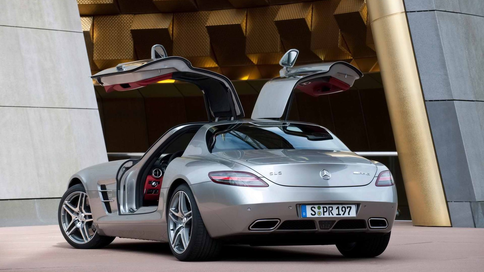 SLS AMGֽ