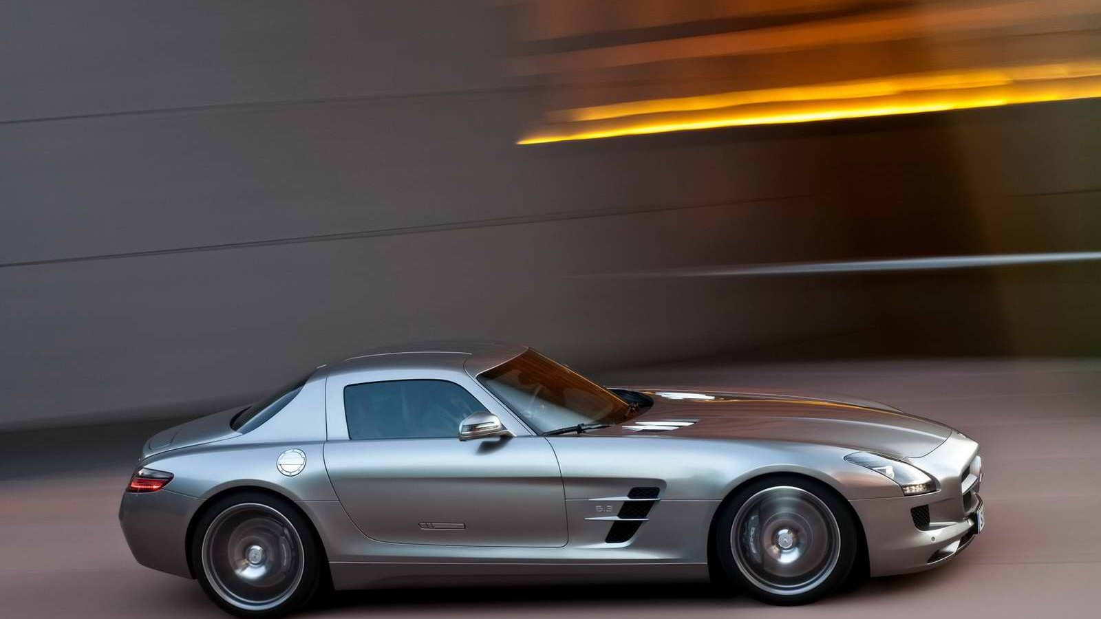 SLS AMGֽ