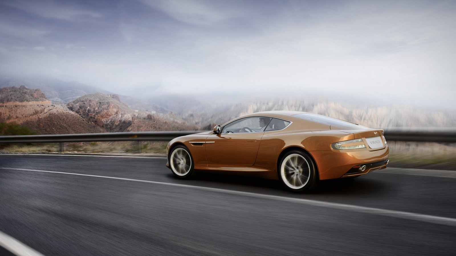 ӢϵγAston Martinֽ(ͼ3)