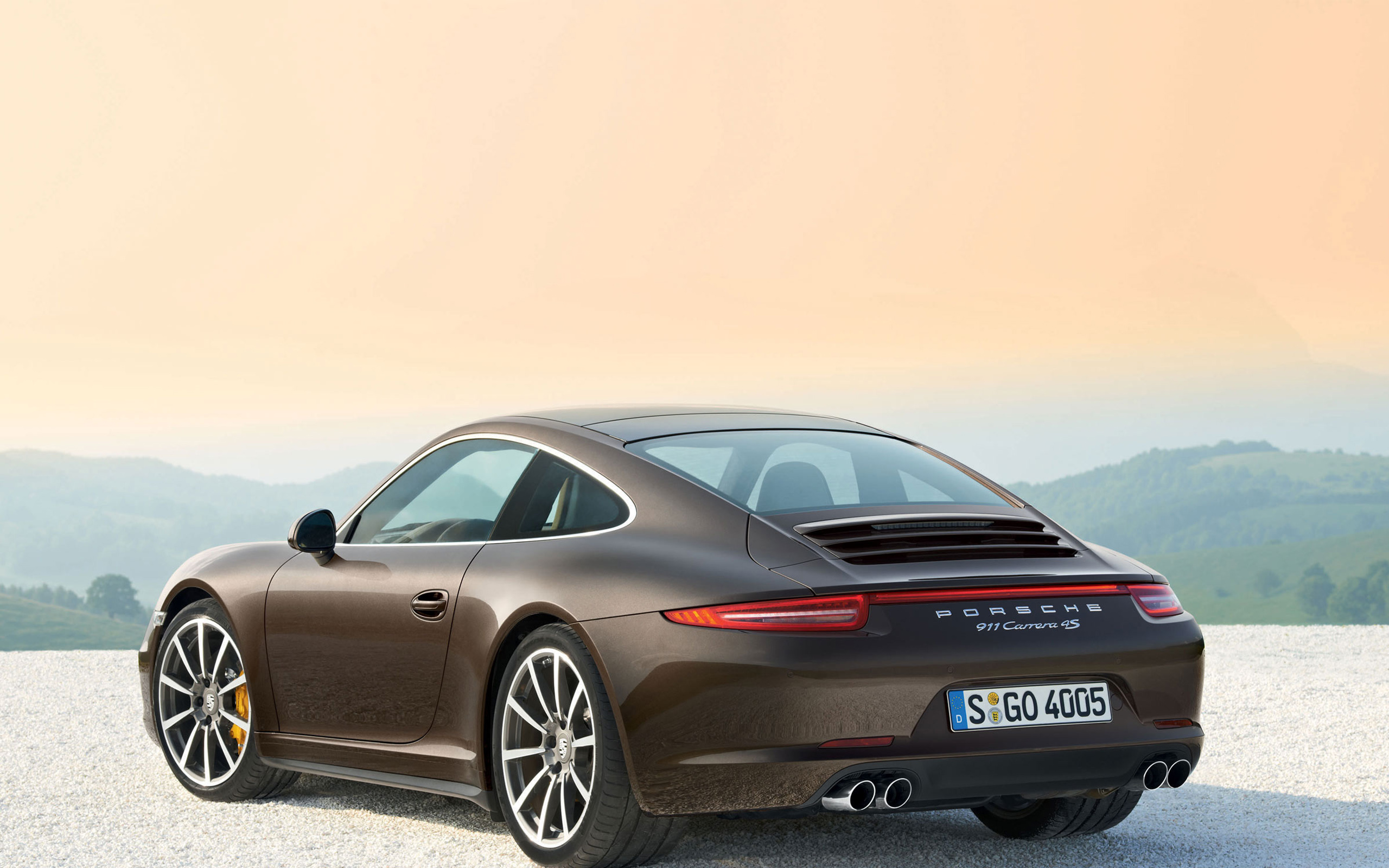 ʱ911 Carrera 4SܳԸֽ(ͼ2)