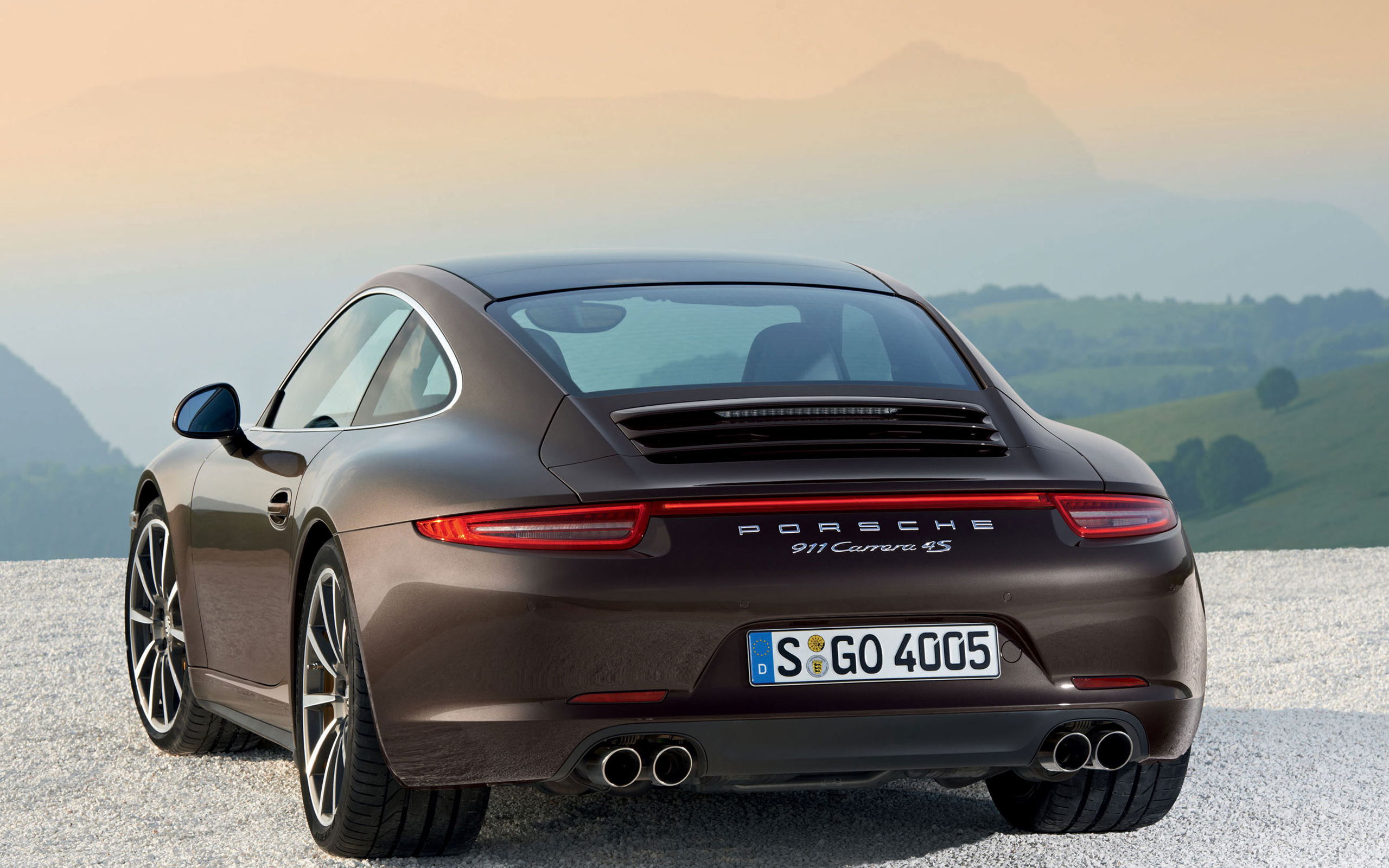 ʱ911 Carrera 4SܳԸֽ(ͼ3)