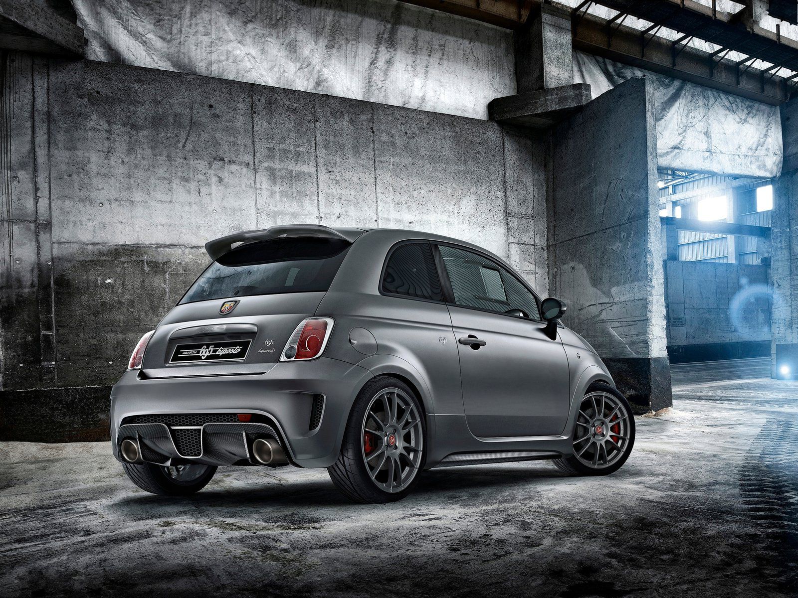 695 Abarth Biposto2015ֽ(ͼ7)