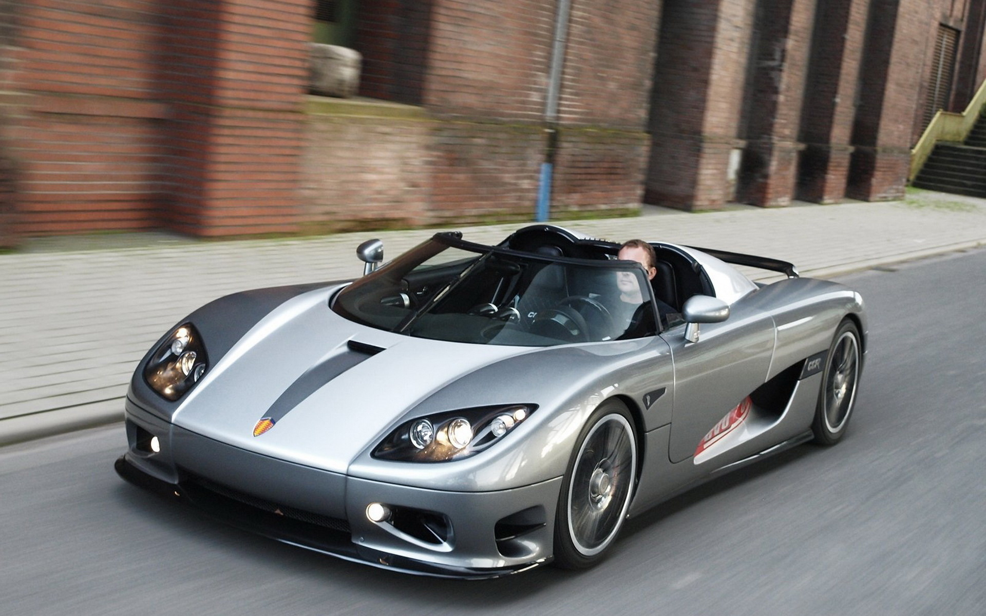 KoenigseggˣܳͼƬԱֽȫ(ͼ3)