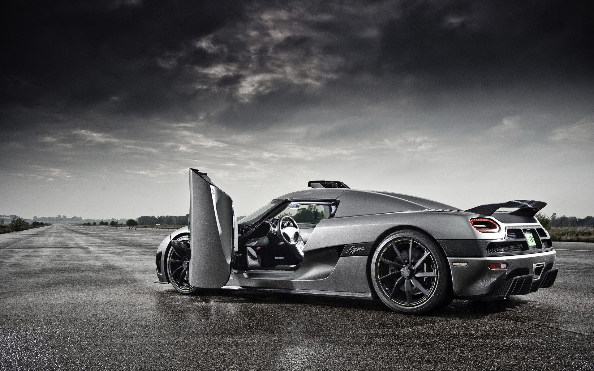 KoenigseggˣܳͼƬԱֽȫ(ͼ5)