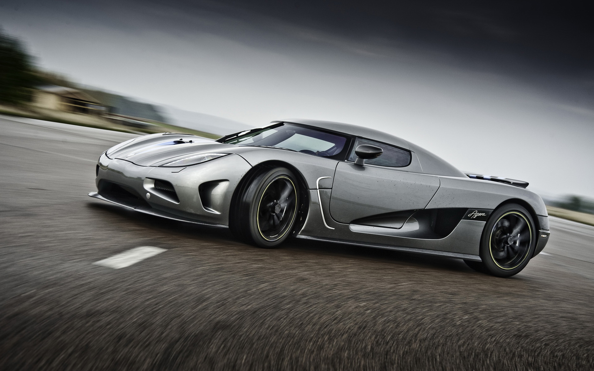 Koenigsegg()ֽܳ(ͼ5)