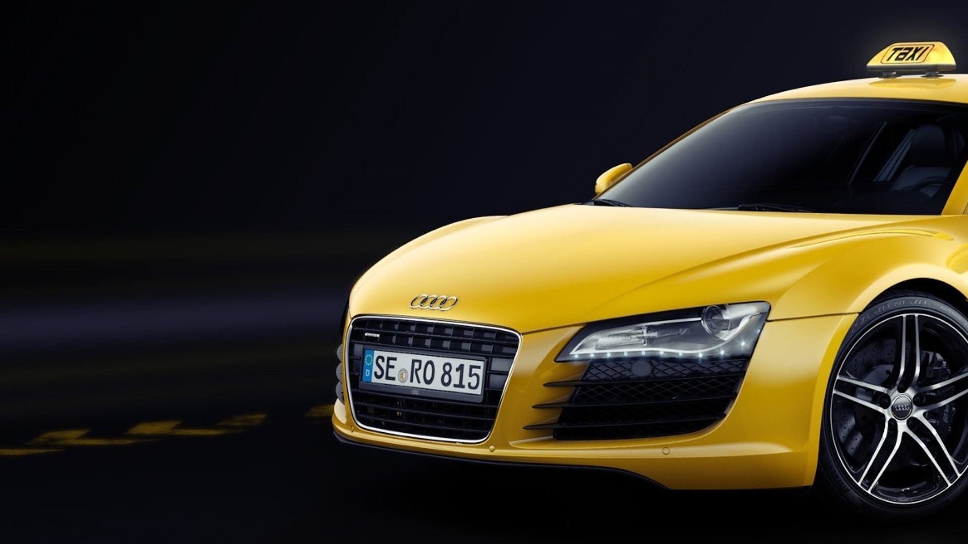 µR8Audi R8ܳͼƬ(ͼ1)