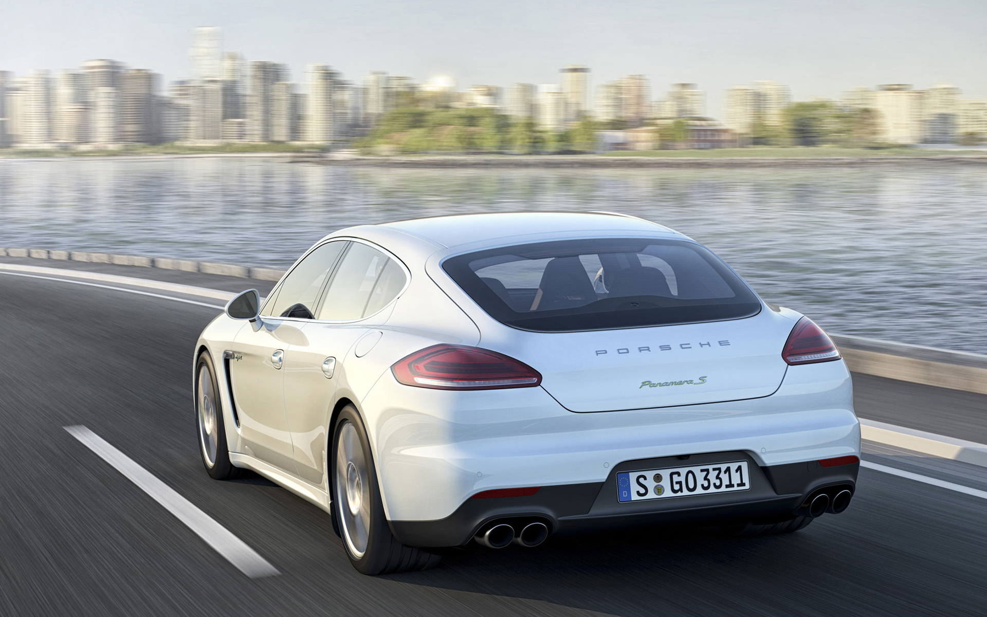 ɫʱPanamera S E-HybridܳԸֽ