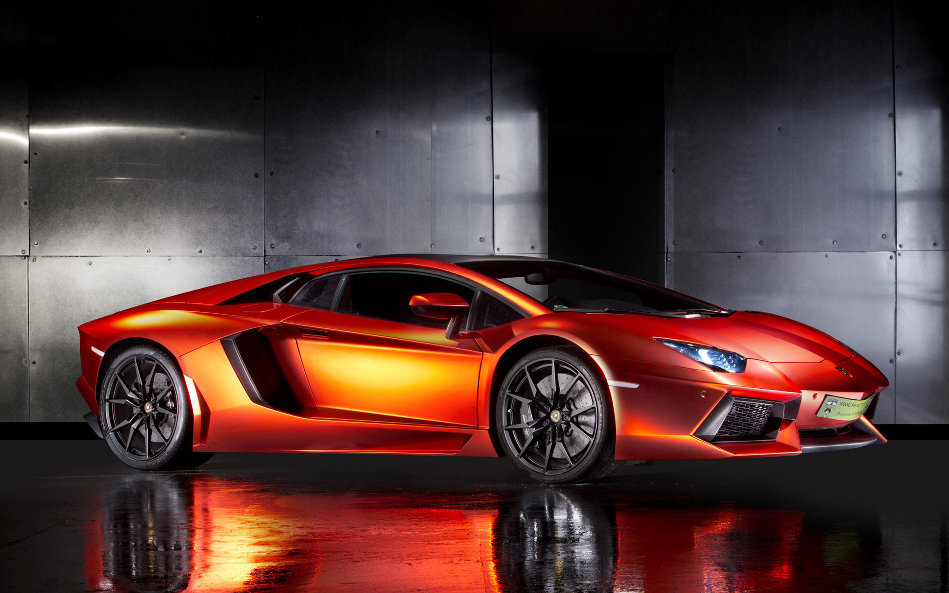 ɫAventadorֽܳ(ͼ8)