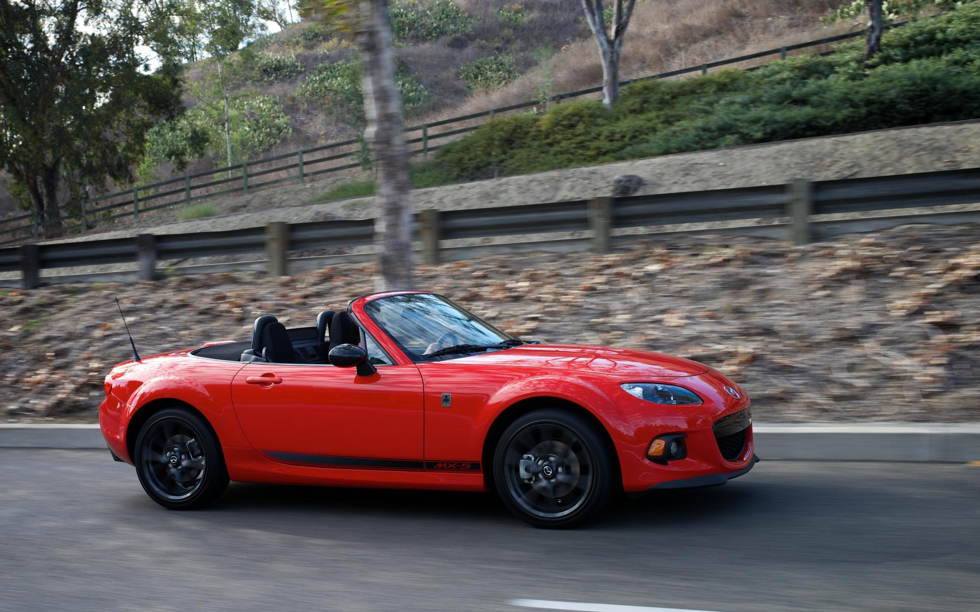 2013ԴMX-5ɫֽ(ͼ13)