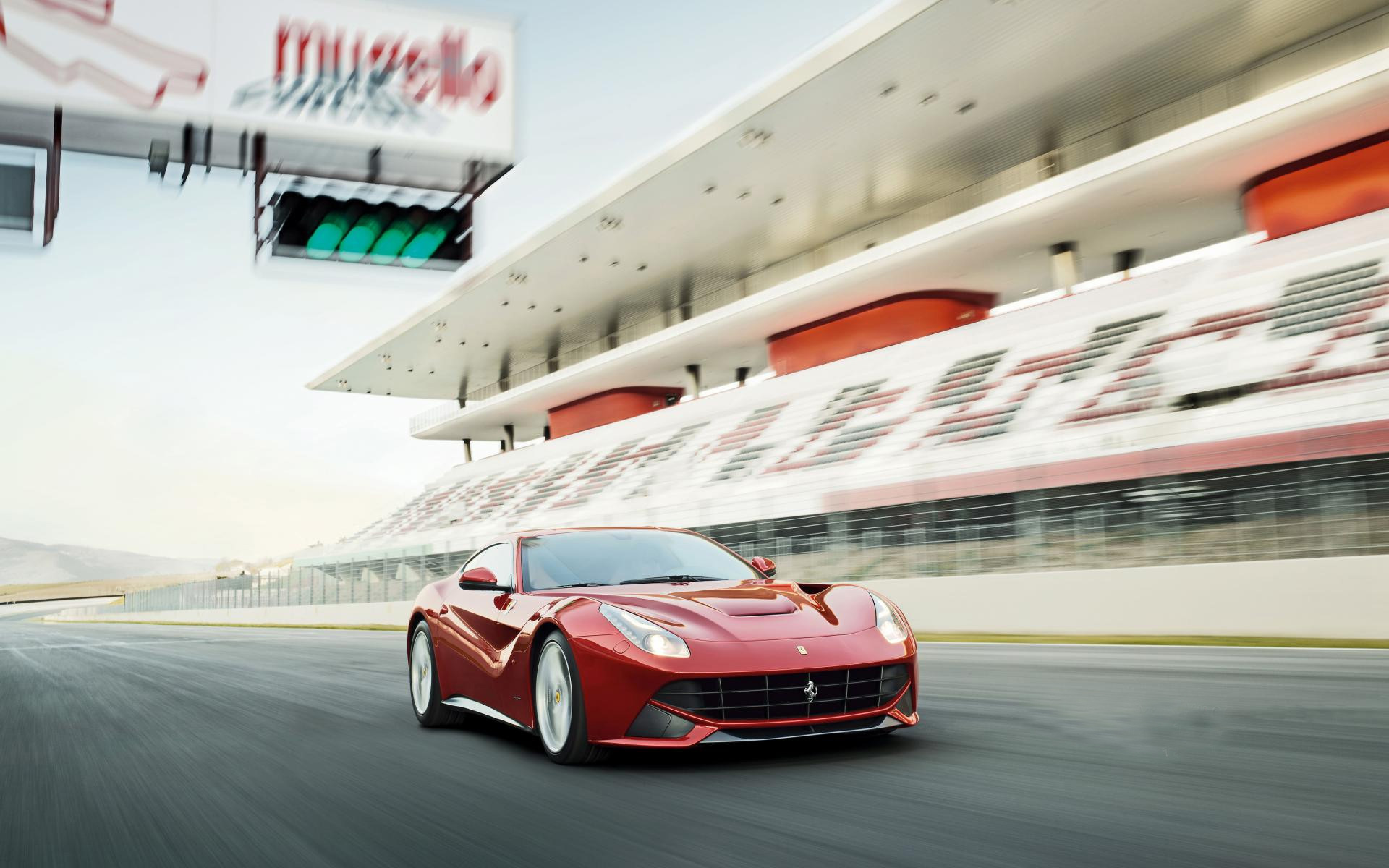 F12 BerlinettaܳͼƬ(ͼ2)