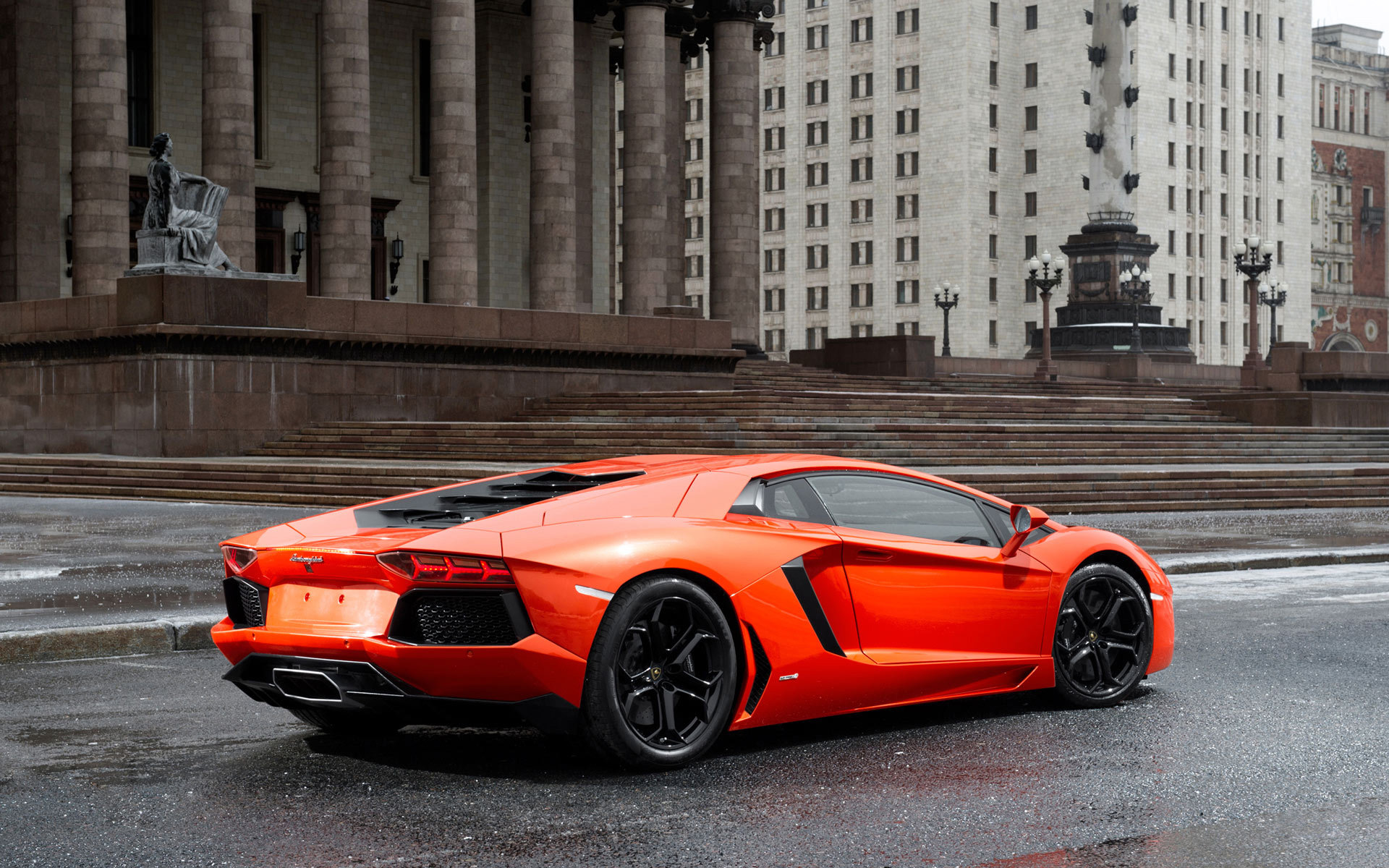 Aventador LP700-4ɫܳԱֽȫ