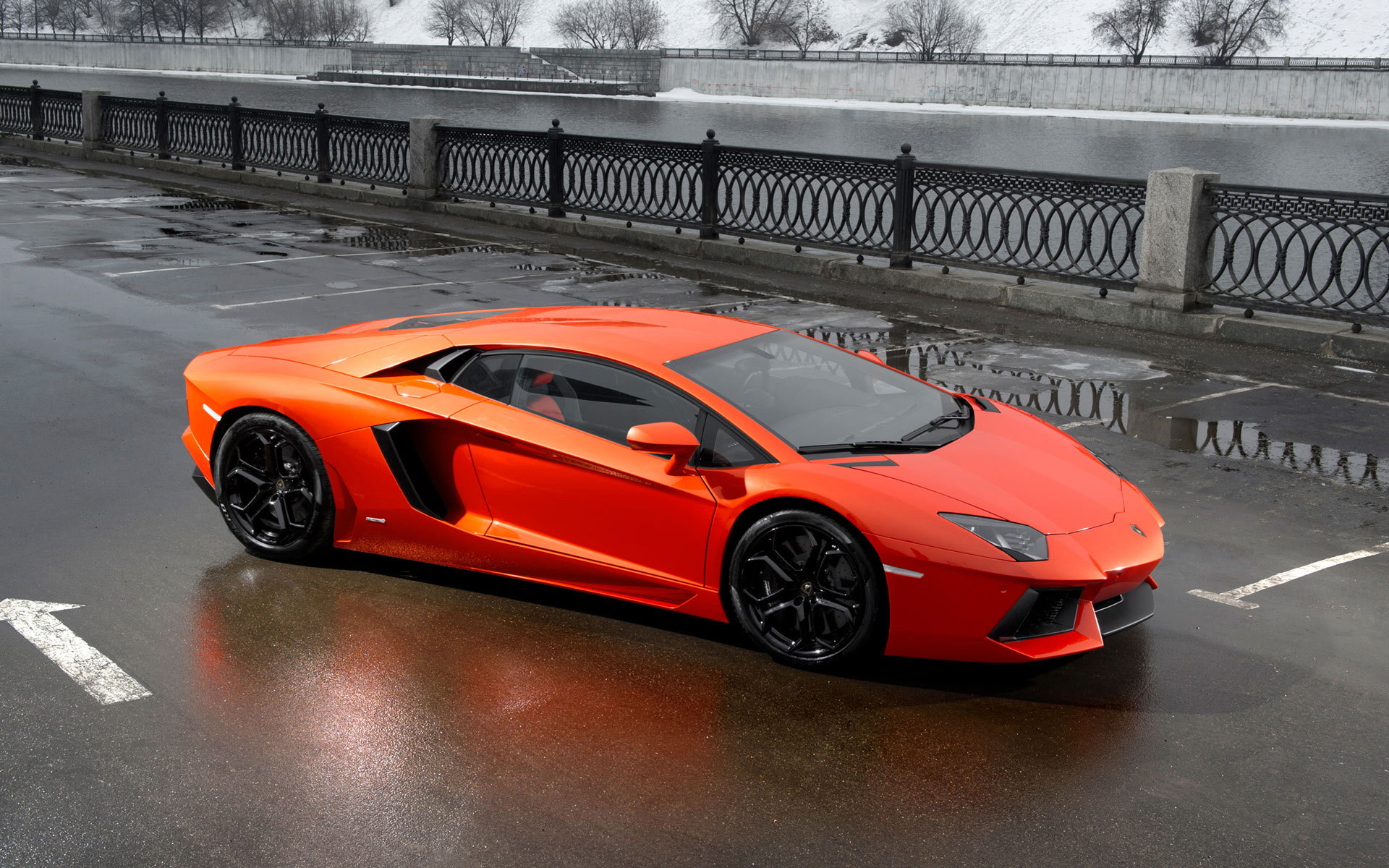 Aventador LP700-4ɫܳԱֽȫ(ͼ4)