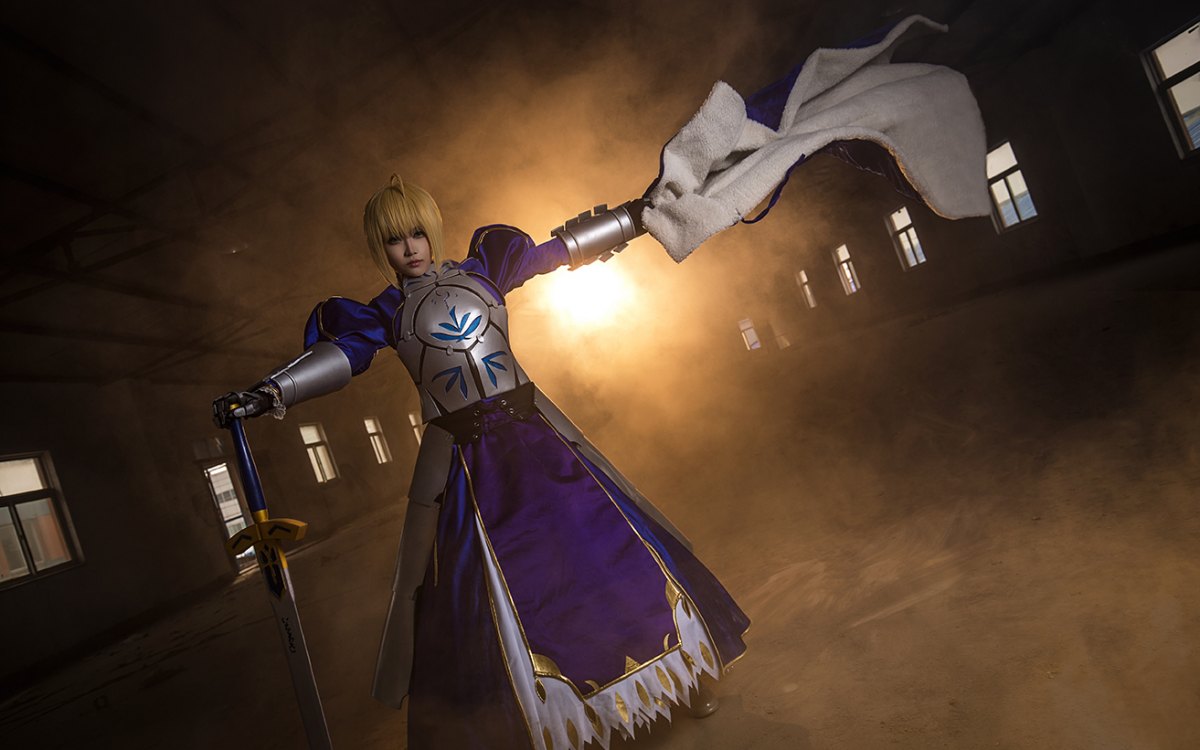 Fate/Stay NightսŮSaberɪͬcosͼƬ