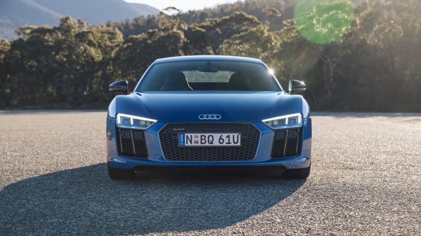 2016µR8 V10 ֽ