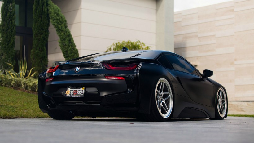 ɫBMW i8ֽ(ͼ2)