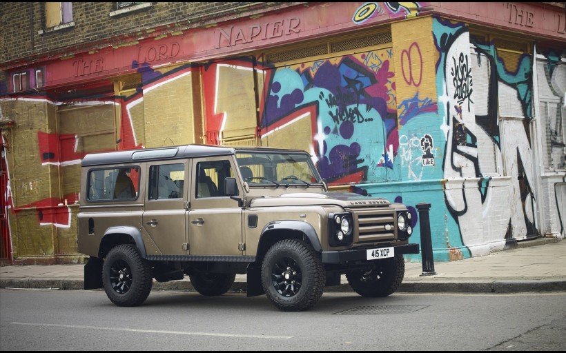 · Land Rover Defenderֽ(ͼ6)