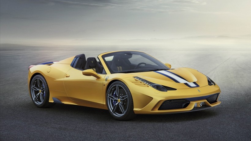 2015Ferrari  458ֽ(ͼ5)