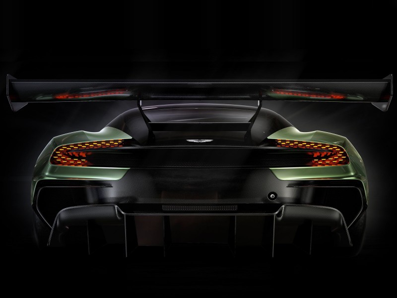 Aston Martin Vulcan˹ֽܳ(ͼ5)