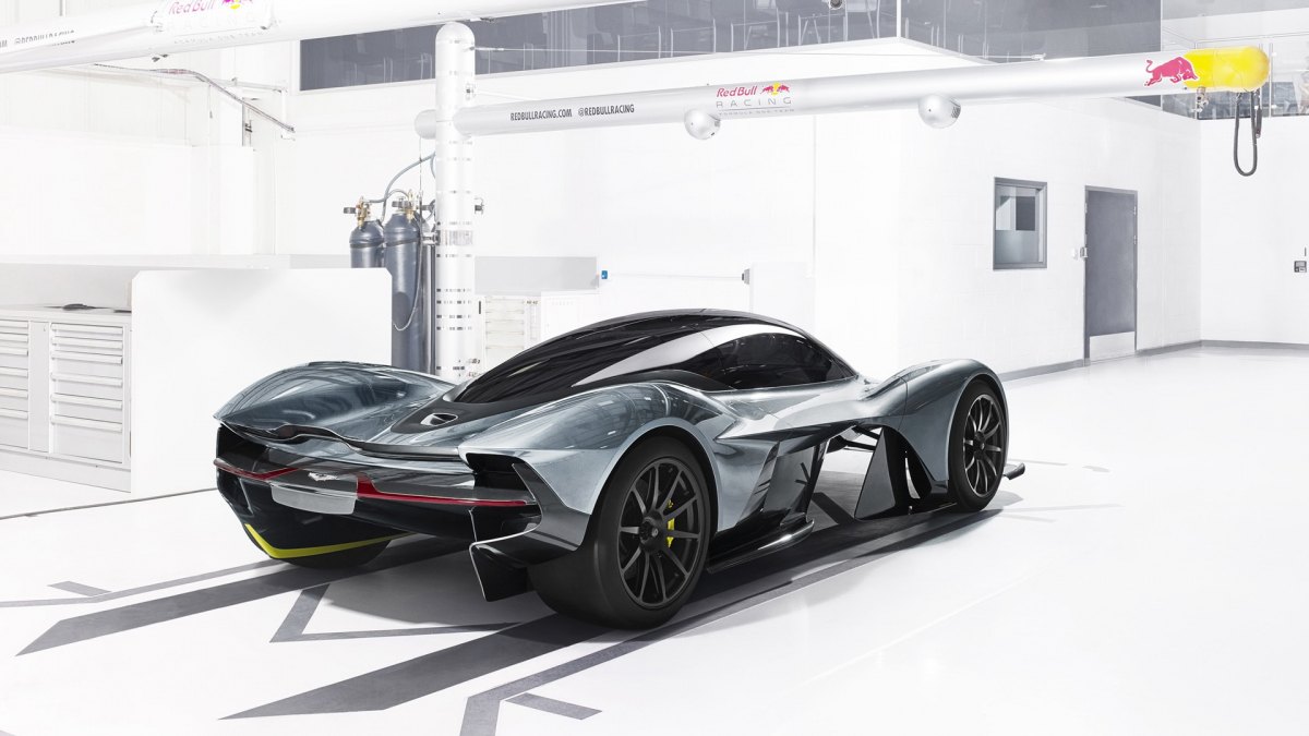 2018 Aston Martin Red Bull AM-RB 001˹(ͼ2)