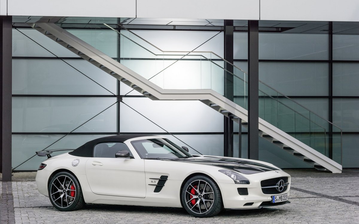 Mercedes-Benz  SLS AMG GTռֽ(ͼ33)