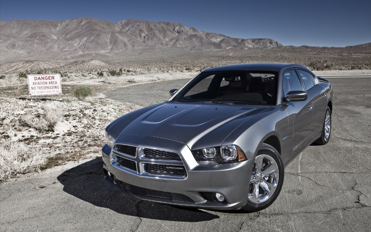 ʽ  Charger RT AWD ֽ(ͼ17)