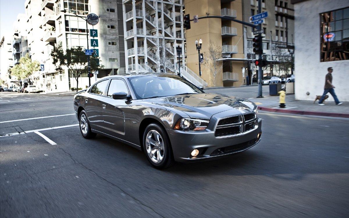 ʽ  Charger RT AWD ֽ(ͼ20)