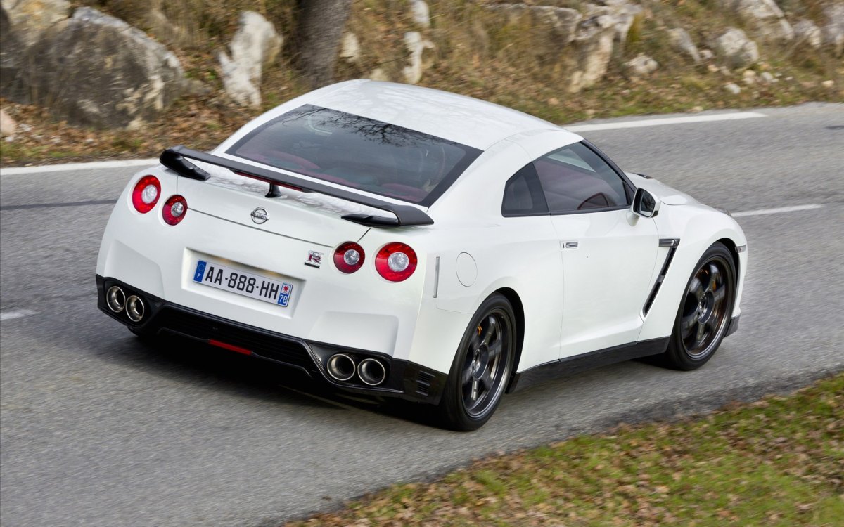 γ˱ѧ Nissan GT-R Egoist ֽ(ͼ5)