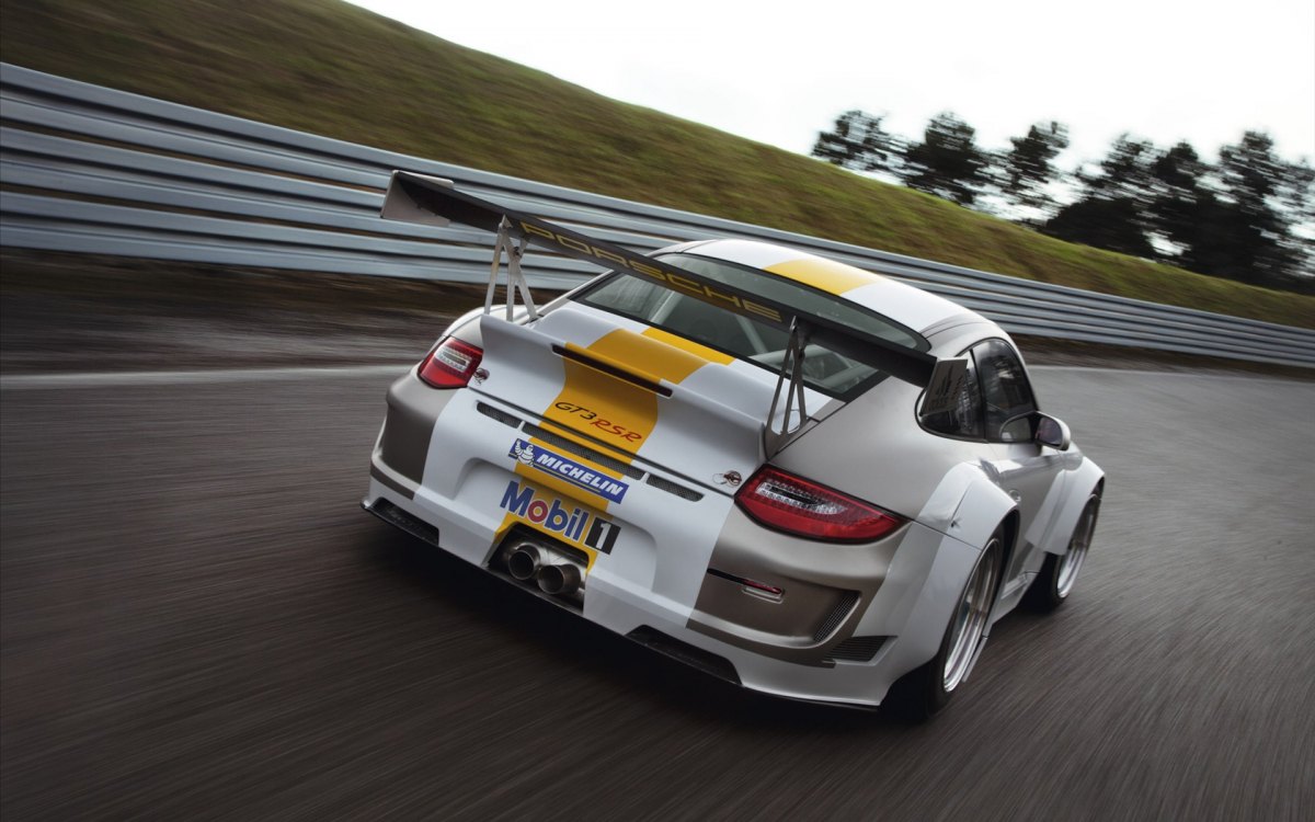 ʱ911 GT3 RSRֽ