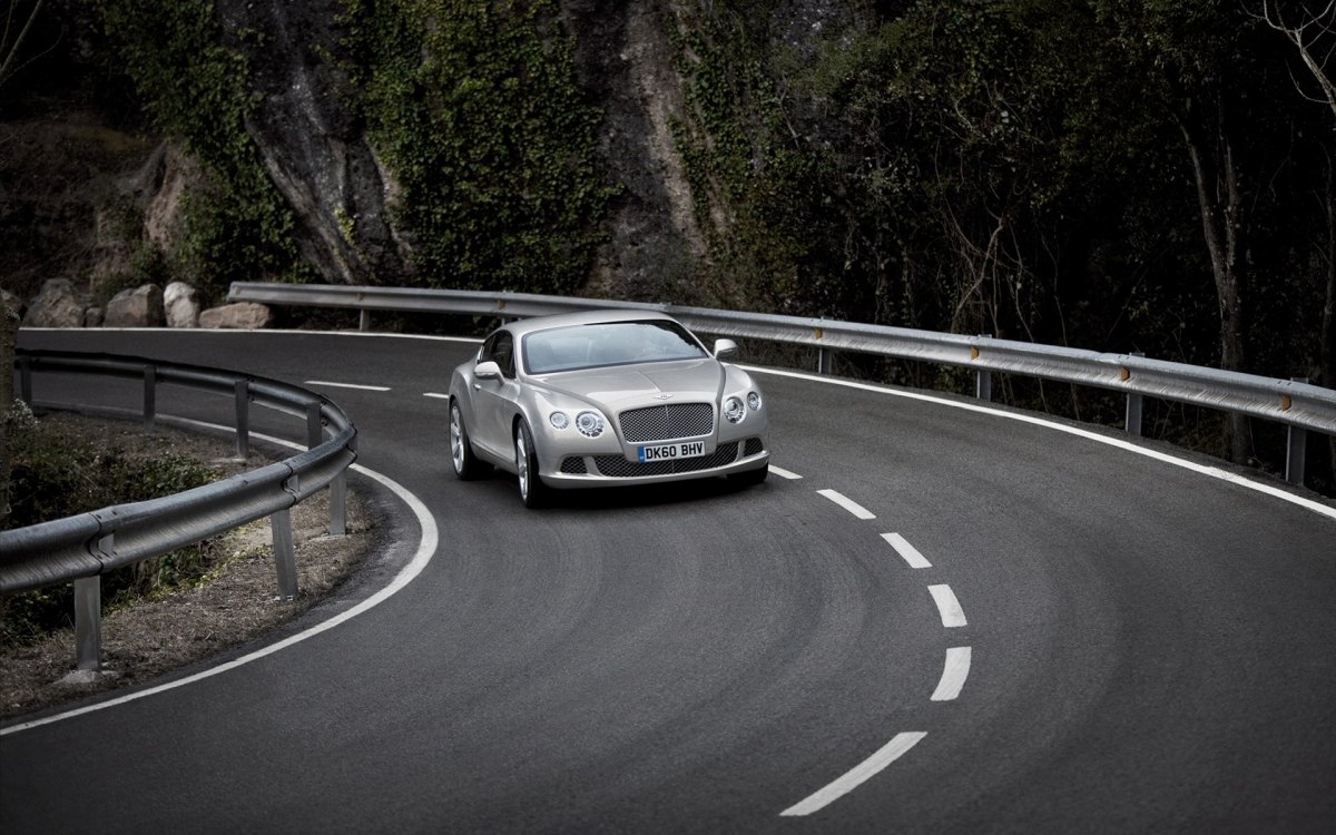 Bentley Continental GT ֽ(ͼ13)