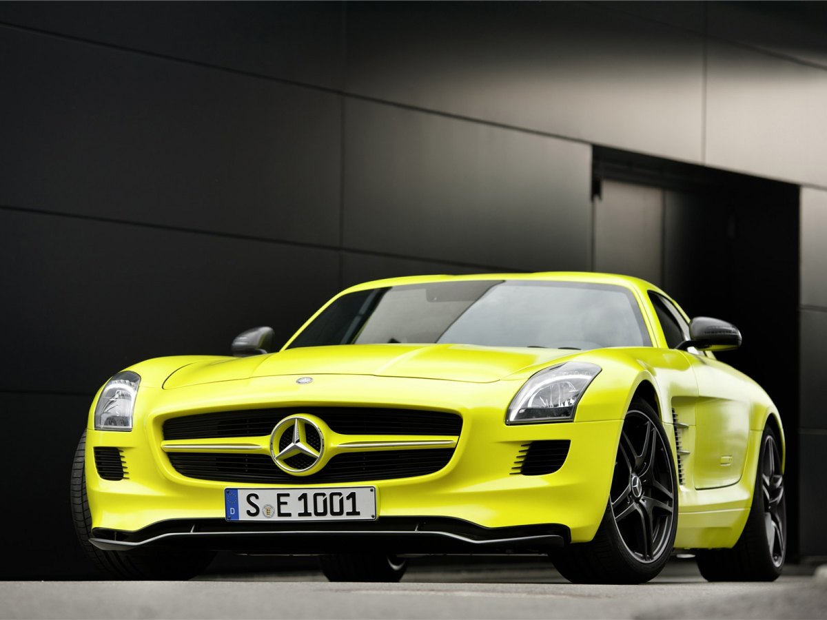 Mercedes Benz۴ܣSLS AMG E-CELL(ͼ17)