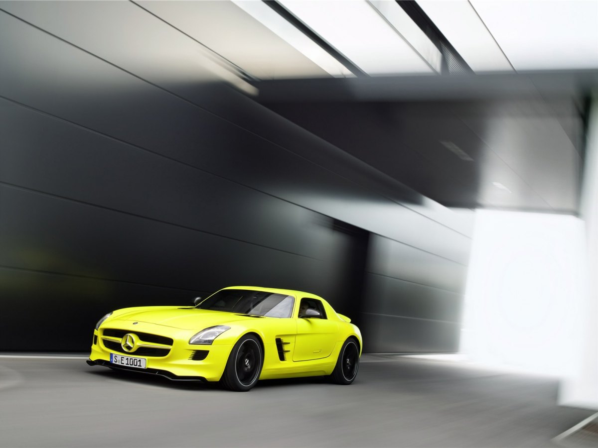 Mercedes Benz۴ܣSLS AMG E-CELL(ͼ7)