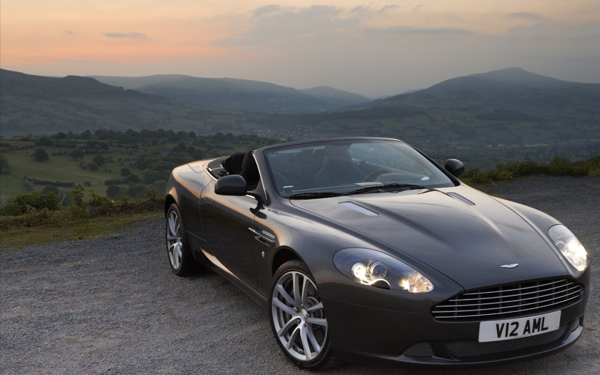 Aston Martin˹.DB9 ֽ(ͼ5)