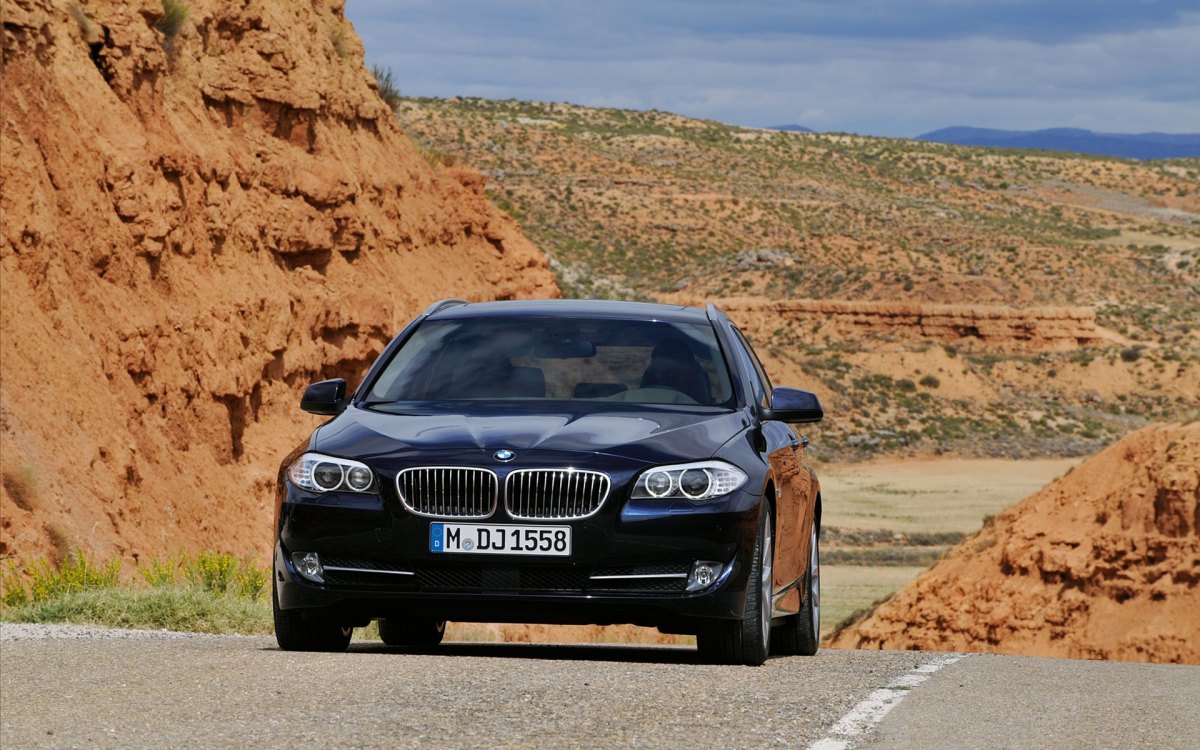 5ϵгBMW 5 Series Touring ֽ(ͼ17)