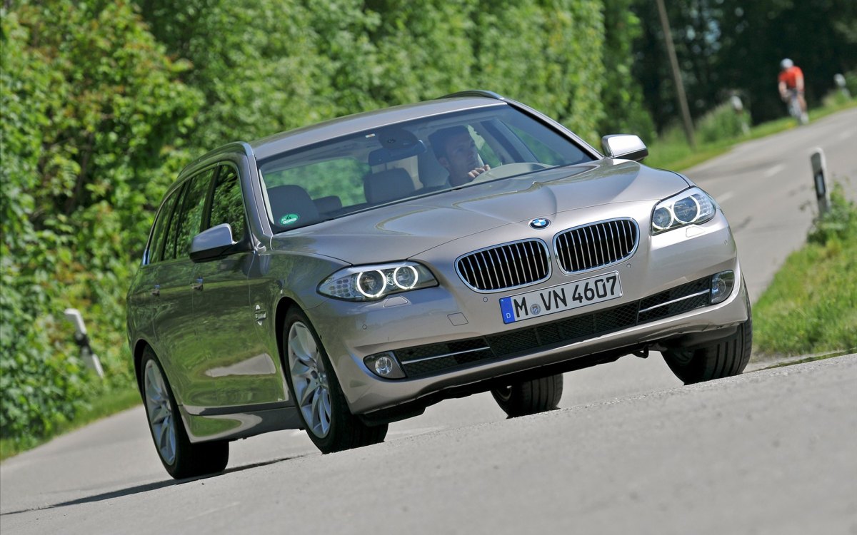 5ϵгBMW 5 Series Touring ֽ