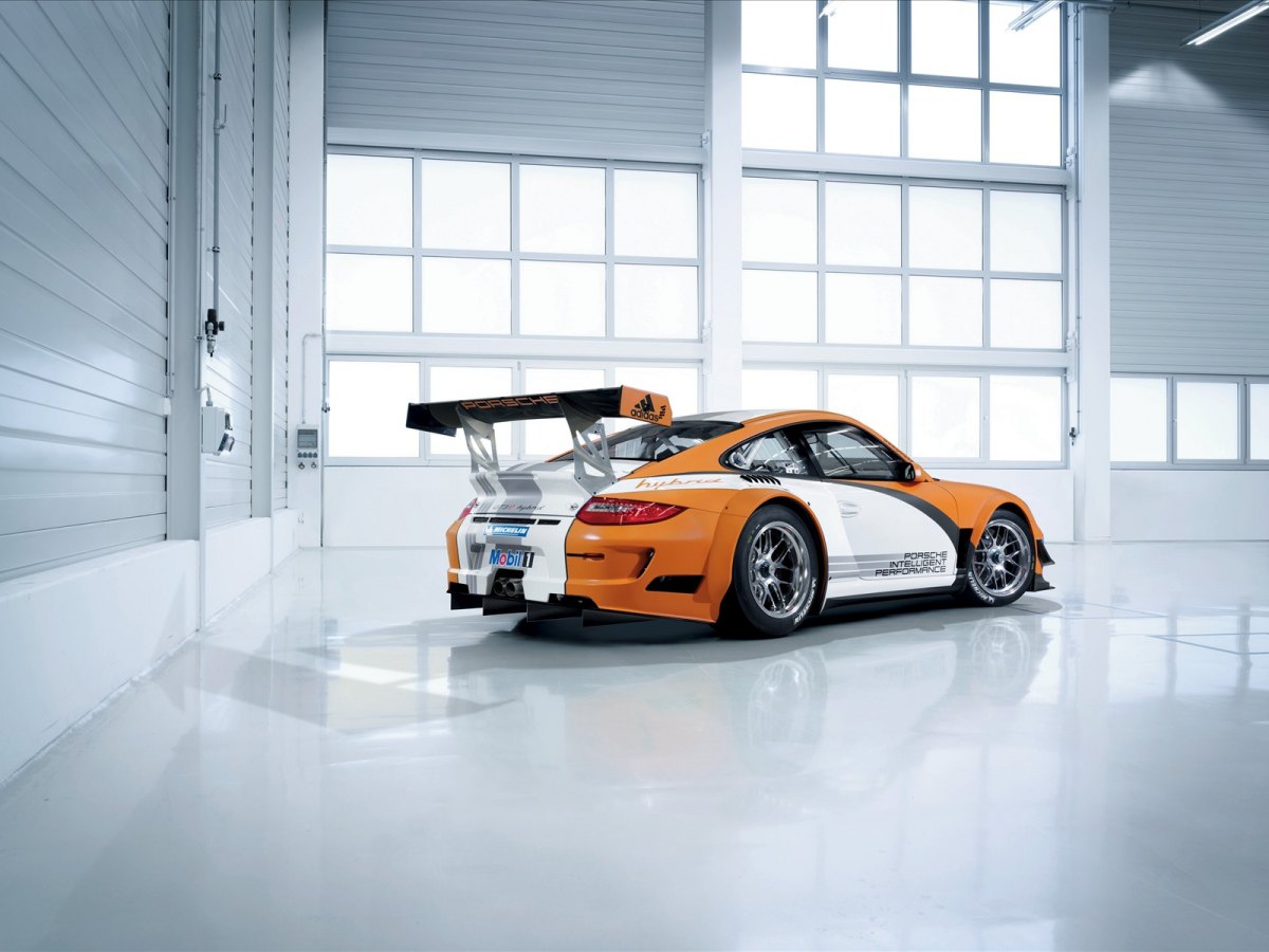 Porscheʱݣ 911 GT3 R Hybridֽ(ͼ1)