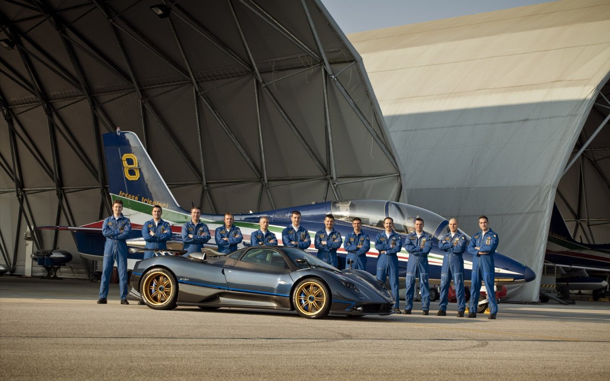 Pagani(֮) Zonda Tricoloreֽ(ͼ11)