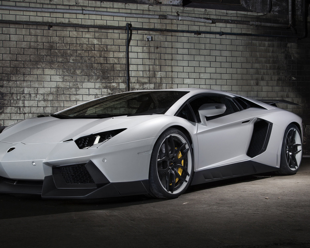 aventadorܳԱֽ(ͼ3)