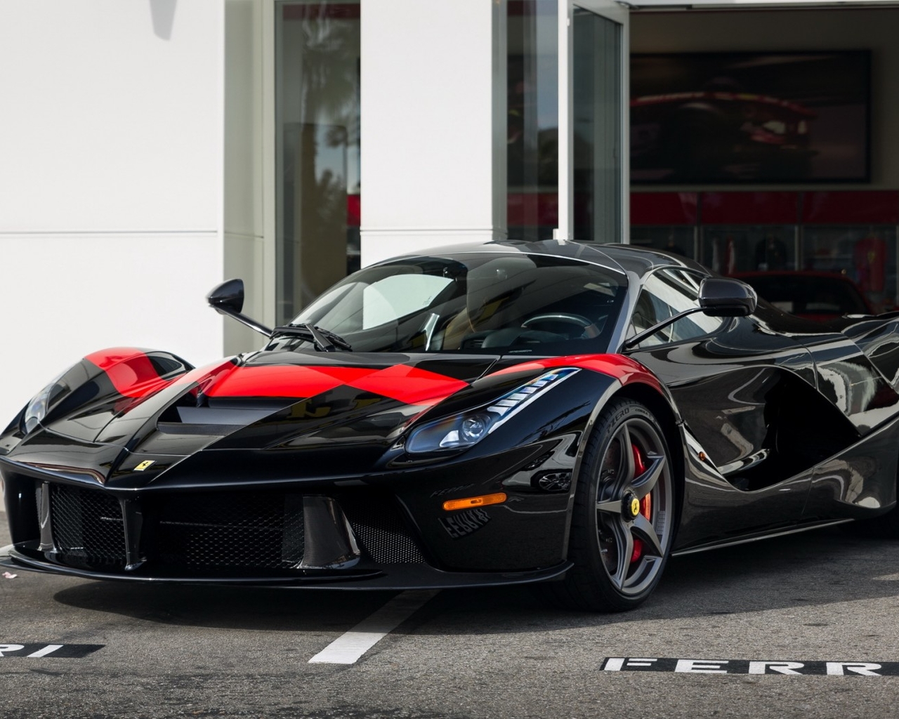 LaFerrariF70)ֽ(ͼ2)