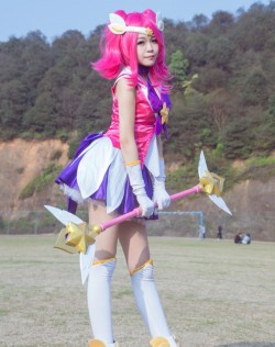 LOLӢ˹Ů˿ͬCosplay