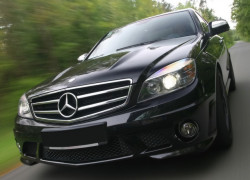 Edo Competitionװ C63 AMGֽ